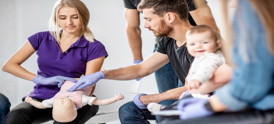 practicing-first-aid-in-an-education-and-care-setting